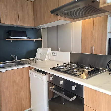Mobilhome 8 Personnes 3 度假居