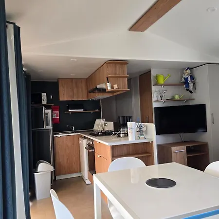 Mobilhome 8 Personnes 3 度假居 卡内
