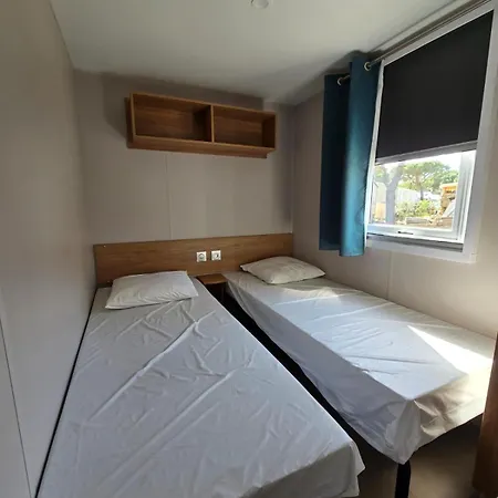 Mobilhome 8 Personnes 3 卡内